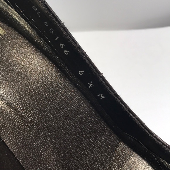 Stuart Weitzman dark copper snake print size 6.5 - Picture 4 of 11